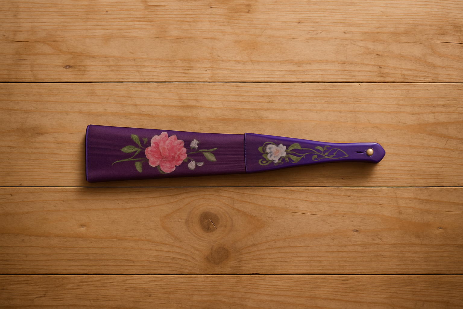 Abanico de seda con flores moradas